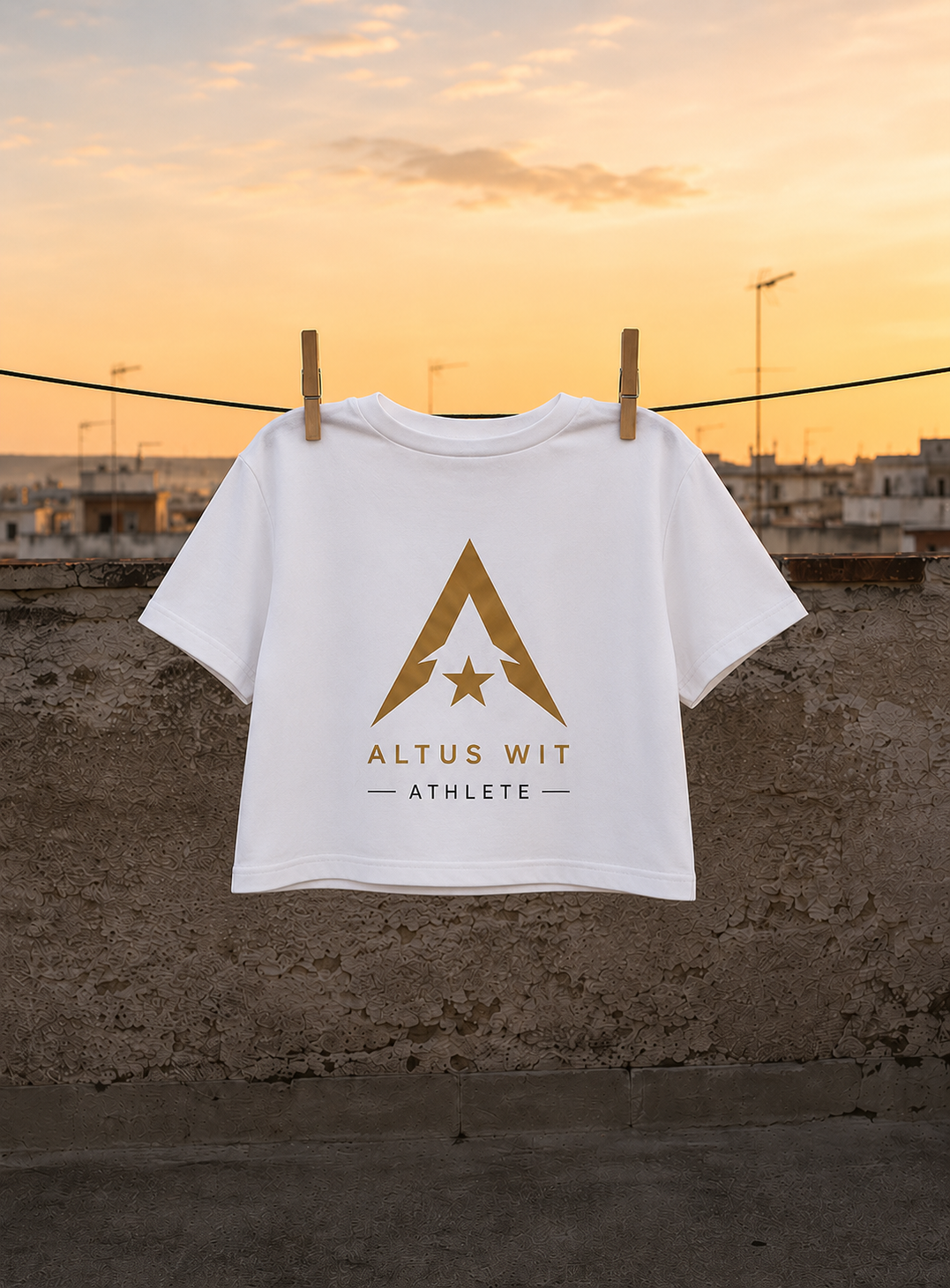 Altus Wit / Cropped