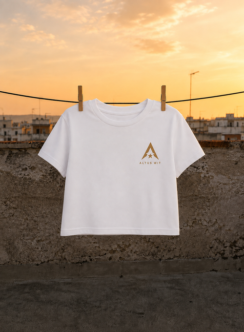 Altus Wit / Cropped